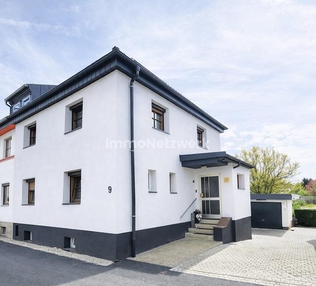 Immobilie in Wunsiedel - ***Willkommen in Ihrem neuen Zuhause - Familienidylle in Top-Lage von Wunsiedel*** - Bild 1