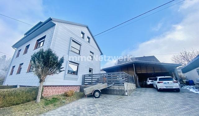 Front Haupteingang Carport