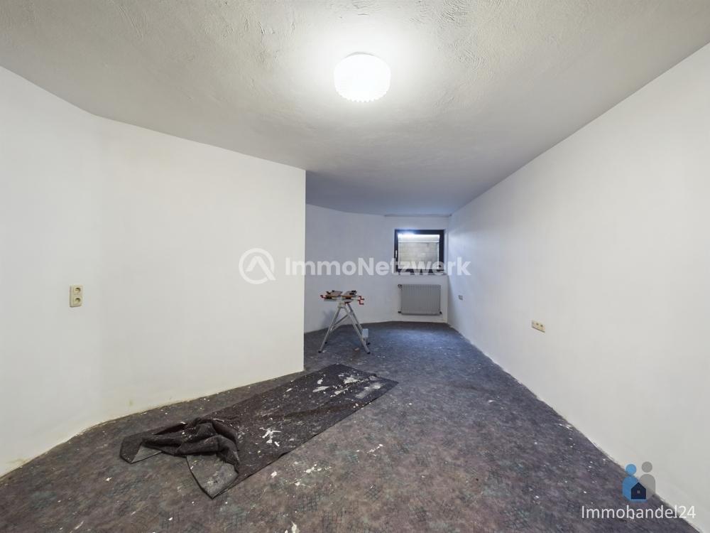 Zimmer Souterrain