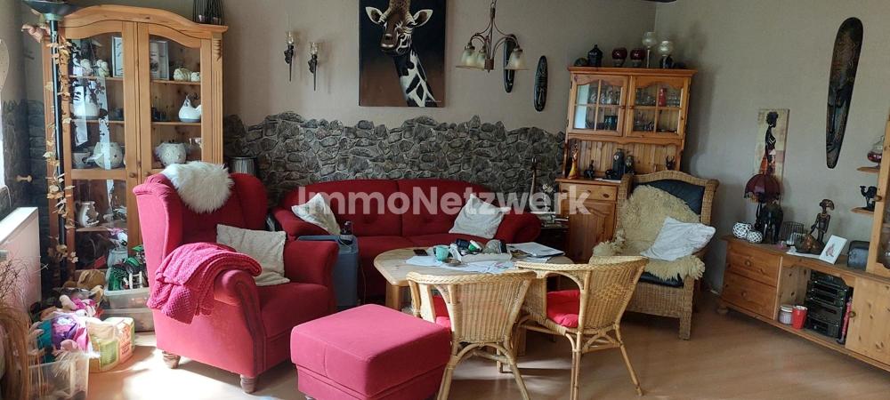 Wohnzimmer re ZFH