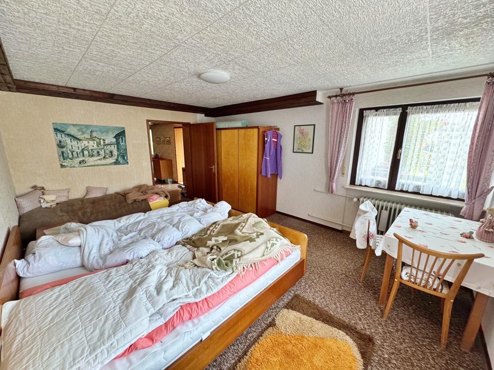 Schlafzimmer UG