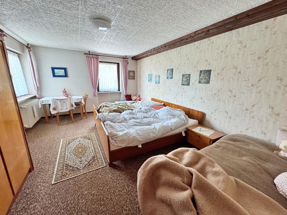 Schlafzimmer UG