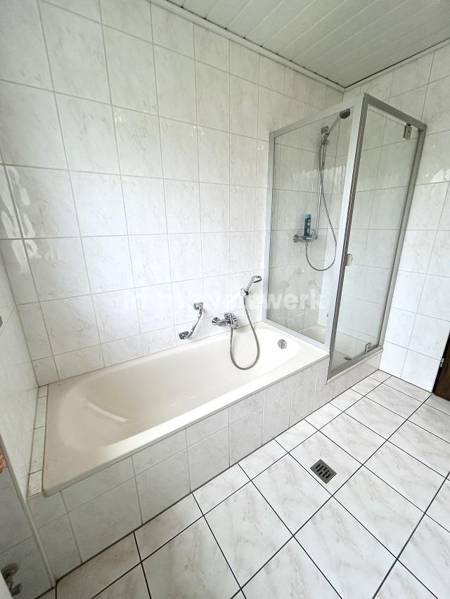 Badezimmer Ansicht 2