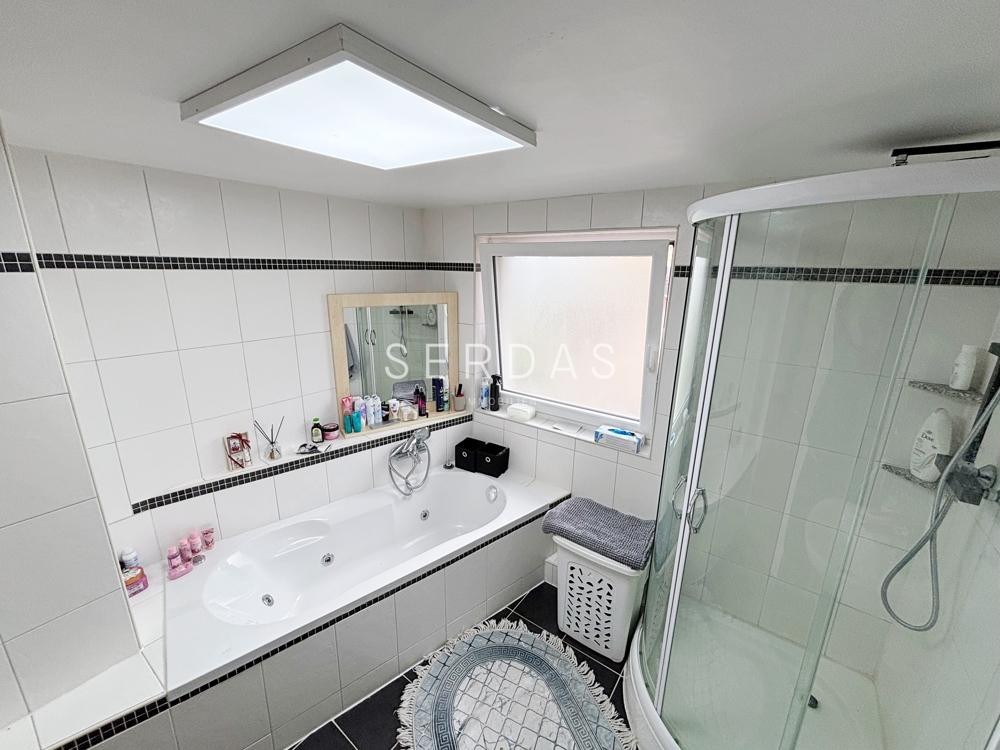 Badezimmer EG