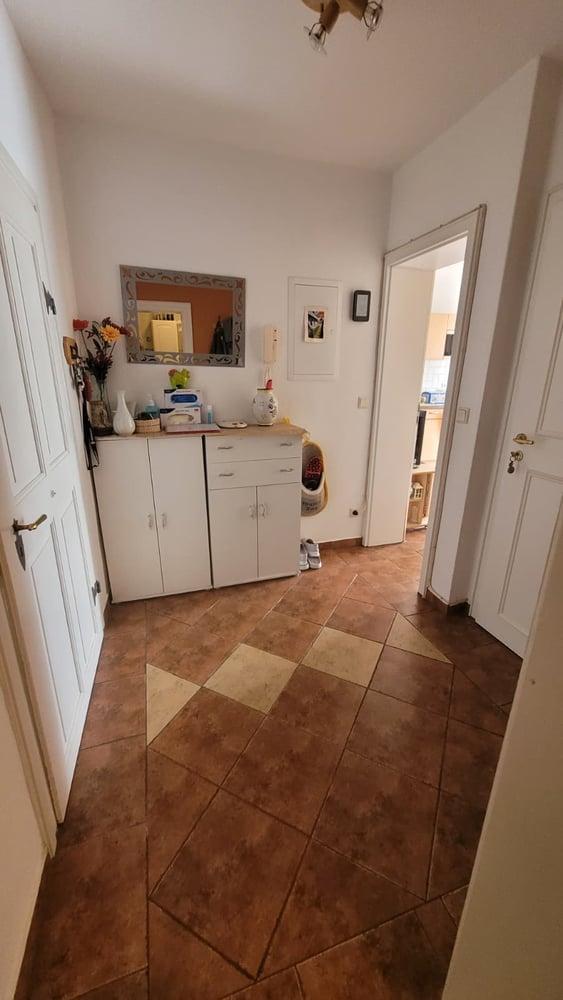2-Raum-Wohnung mit Balkon in der Luckauer Altstadt zu vermieten - Photo 1