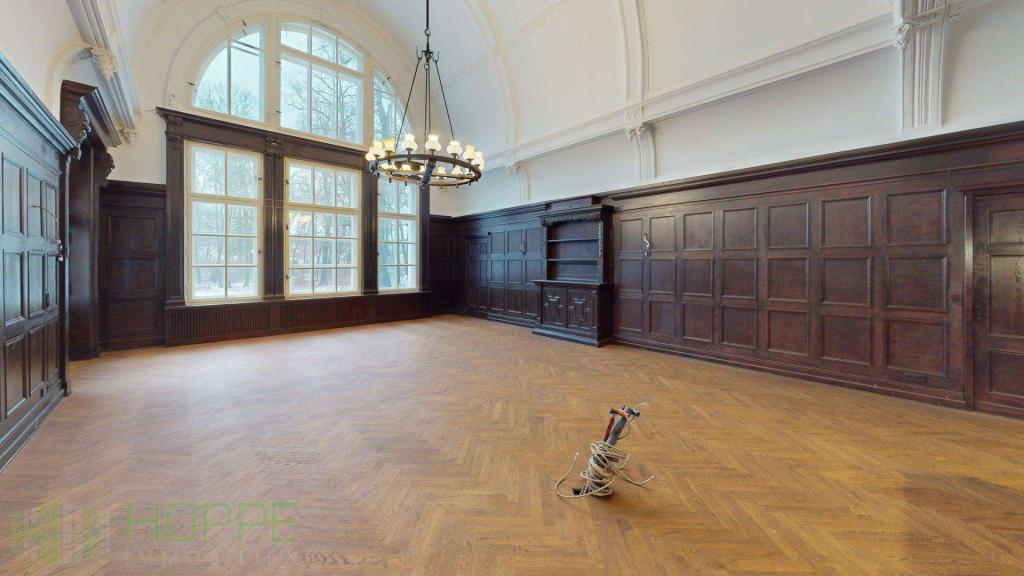 Siethen- Herrschaftliches Wohnen im Schloss nahe Siethener See - Photo 1