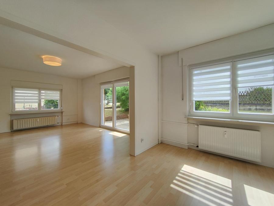 Wohn-/Esszimmer EGEG Frei