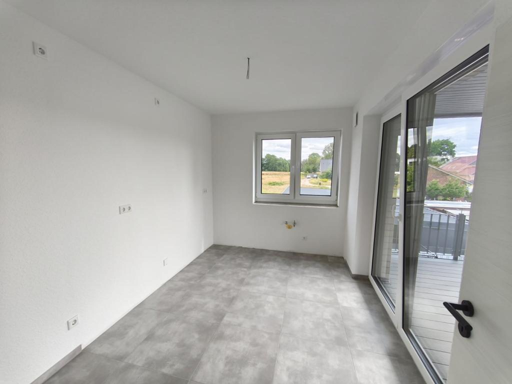 Zwei identische barrierefrei 3 Zimmerwohnung mit Balkon, Erstbezug - Photo 3