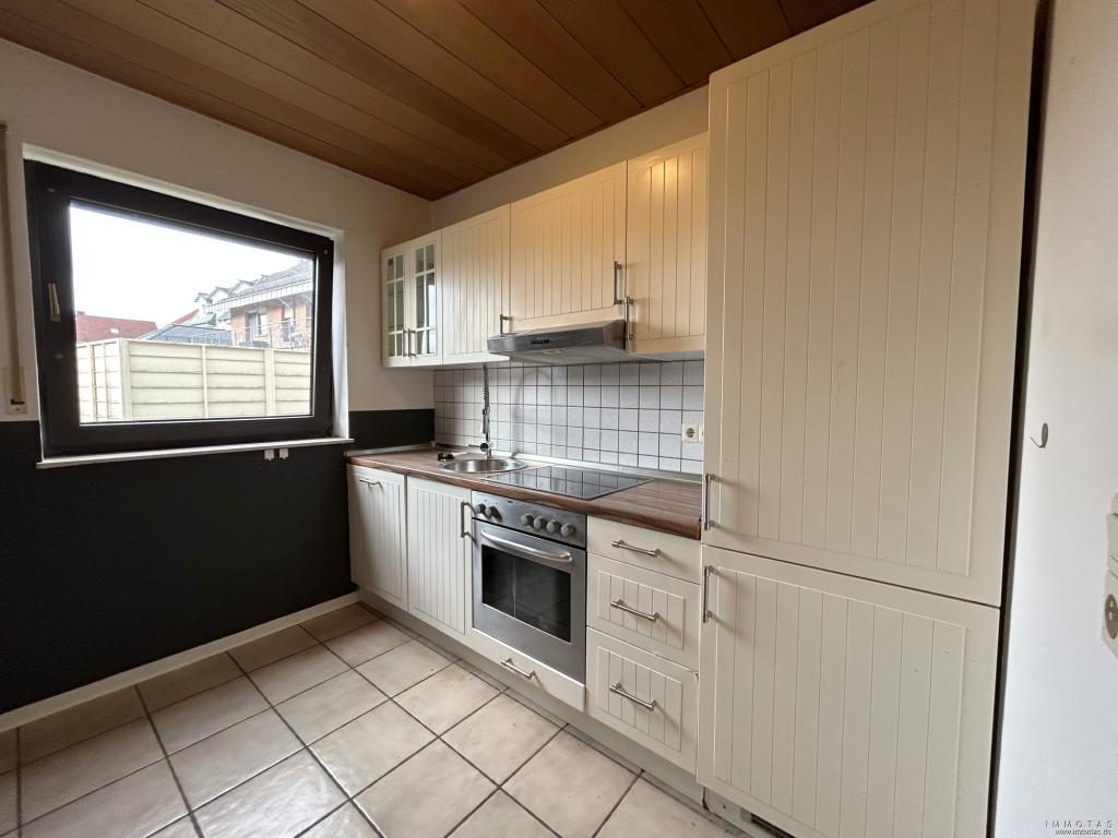 ZUR MIETE - Eigentumswohnung im Erdgeschoss mit Balkon und Garage - Photo 4