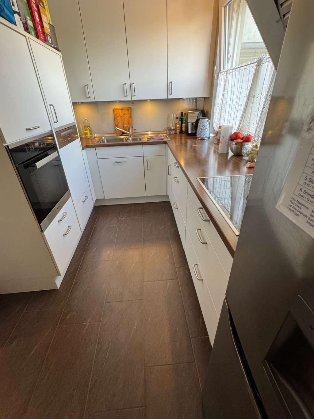 Hochwertige Einbauküche mit Mielegeräten