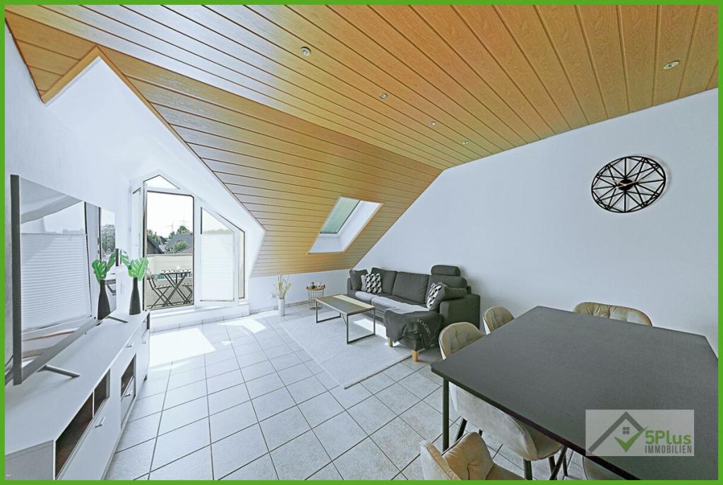 5Plus Immo Mietwohnung Inden/Altdorf Wohnzimmer