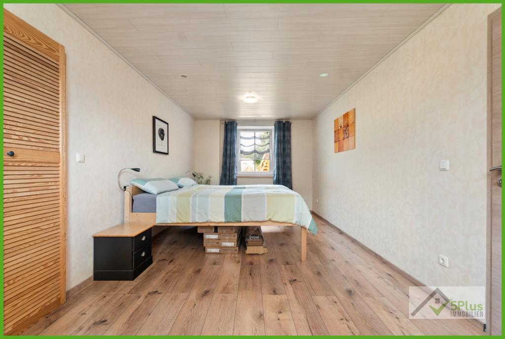 5Plus Immo Haus zum Kauf Niederzier Schlafzimmer EG