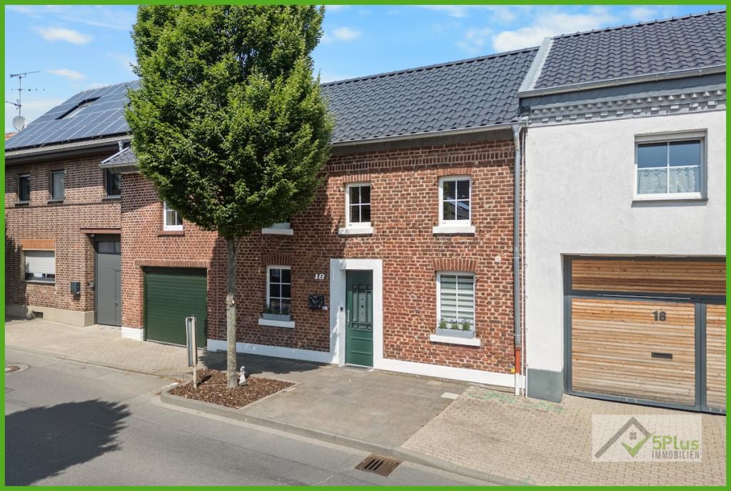5Plus Immo Haus zum Kauf Niederzier Frontansicht