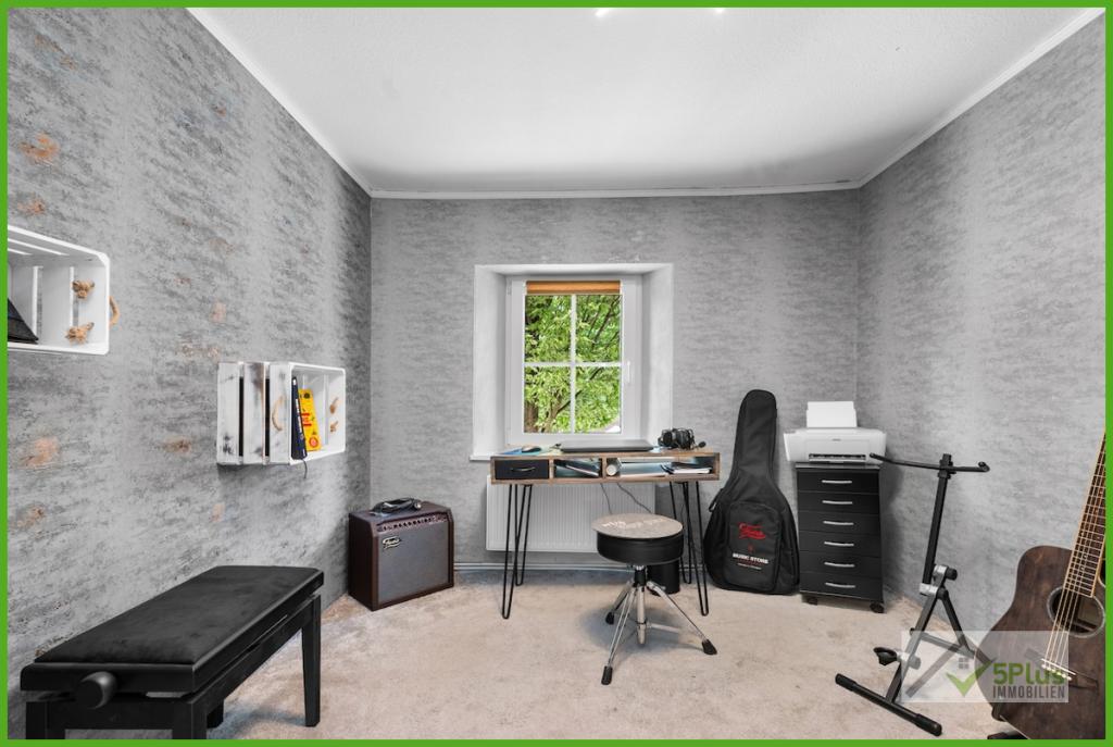 5Plus Immo Haus zum Kauf Niederzier Musikzimmer (Kinderzimmer, Schlafzimmer) OG