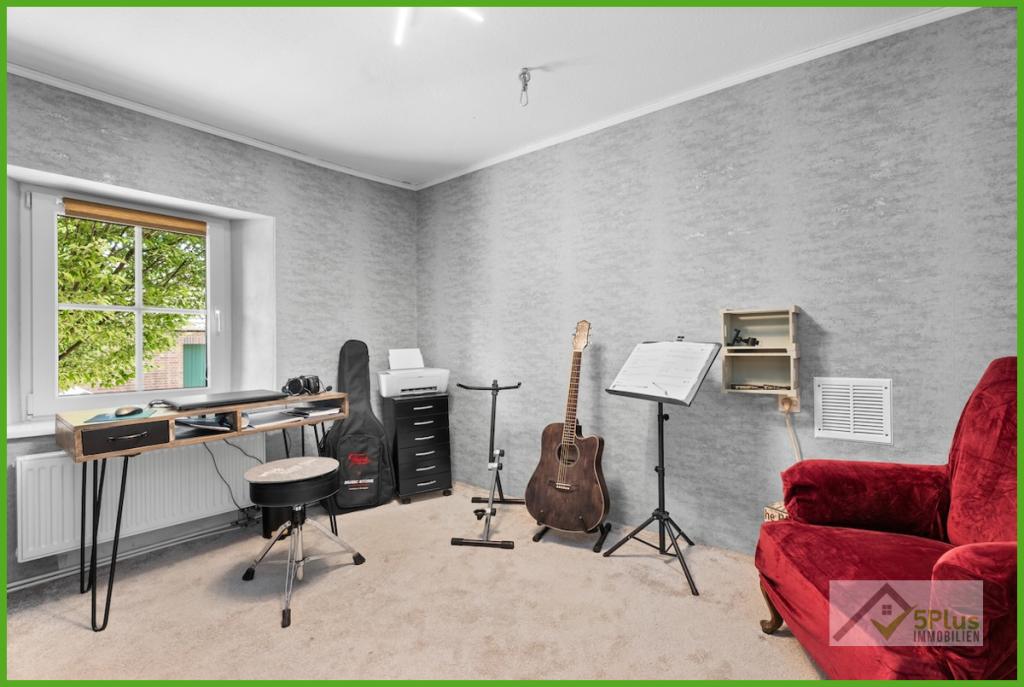 5Plus Immo Haus zum Kauf Niederzier Musikzimmer (Kinderzimmer, Schlafzimmer) OG