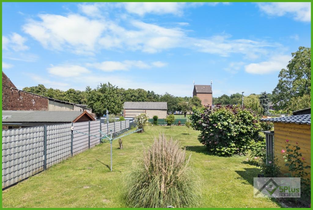 5Plus Immo Haus zum Kauf Niederzier Drohnenaufnahme Garten