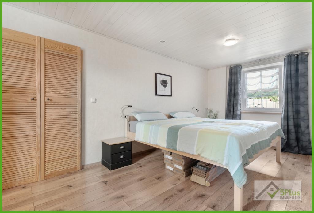 5Plus Immo Haus zum Kauf Niederzier Schlafzimmer EG
