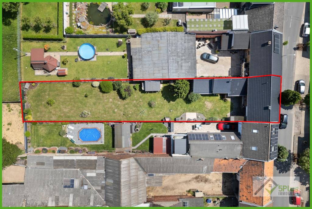 5Plus Immo Haus zum Kauf Niederzier Drohnenaufnahme Grundstück