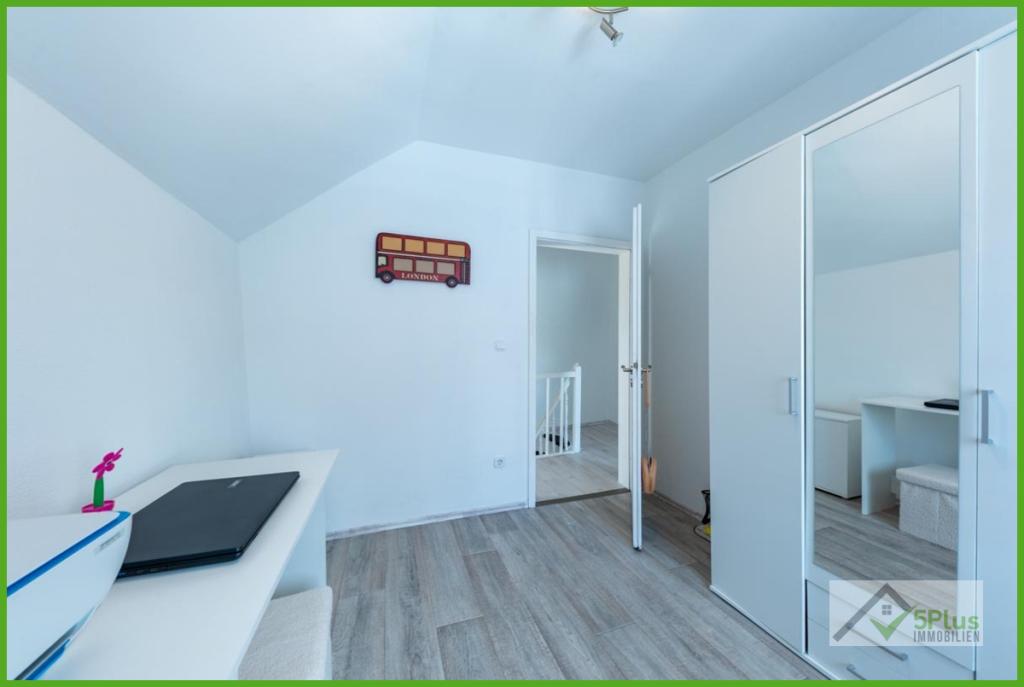 5Plus Immo Haus zum Kauf Eschweiler Zimmer 2 OG