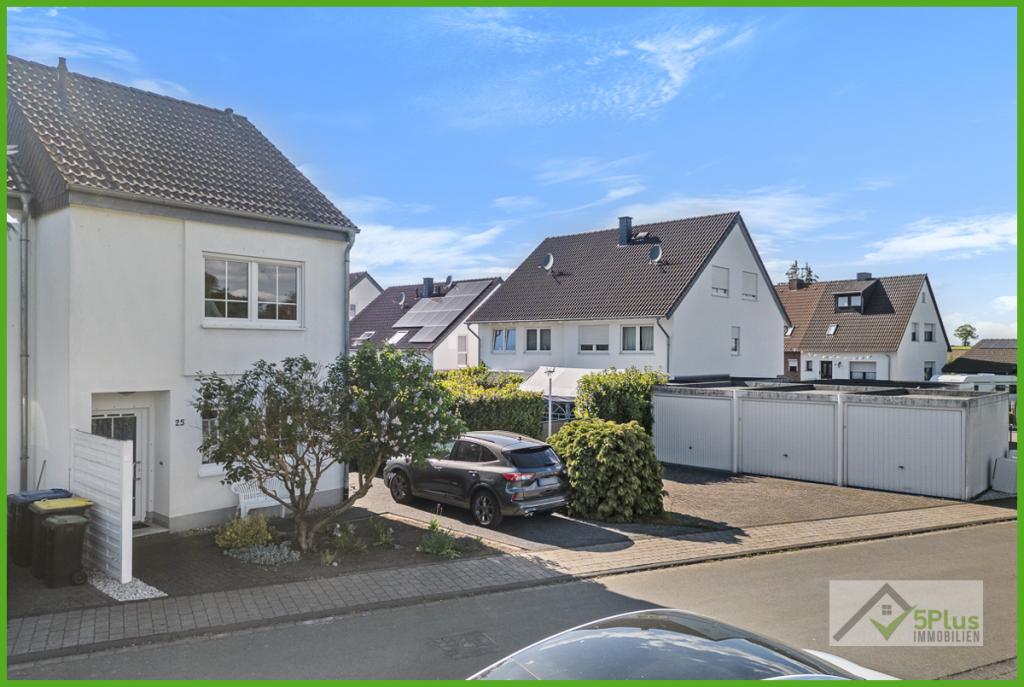 5Plus Immo Haus zum Kauf Vettweiß/Lüxheim Straßenansicht
