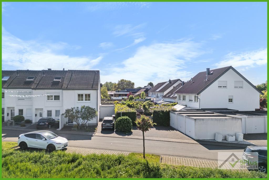 5Plus Immo Haus zum Kauf Vettweiß/Lüxheim Straßenansicht