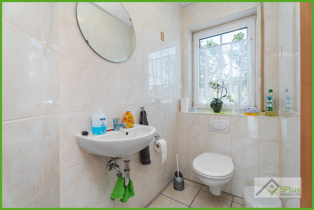 5Plus Immo Haus zum Kauf Vettweiß/Lüxheim Gäste-WC