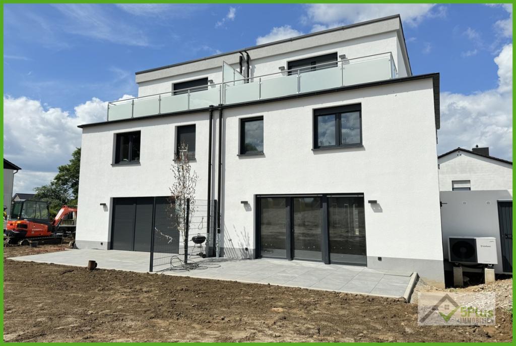 5Plus Immo Haus zur Miete Würselen Außenbereich Rückansicht
