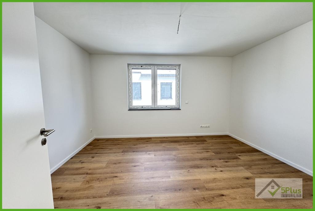 5Plus Immo Haus zur Miete Würselen Kinderzimmer OG