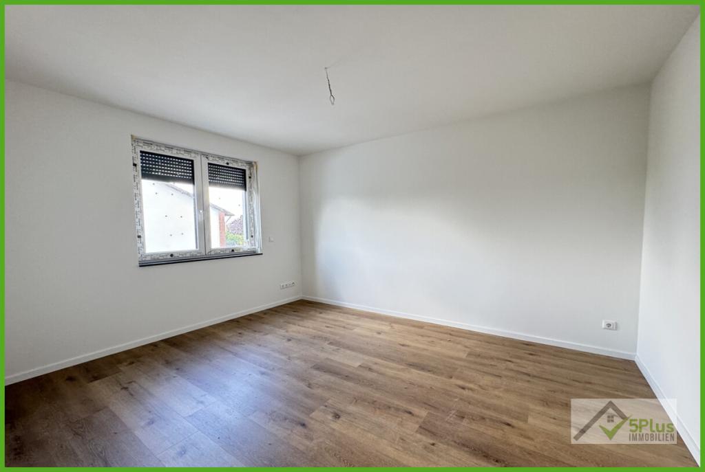 5Plus Immo Haus zur Miete Würselen Kinderzimmer 2 OG
