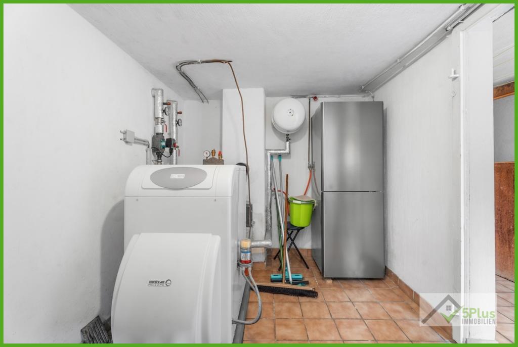 5Plus Immo Haus zum Kauf Aldenhoven Waschküche/Heizung