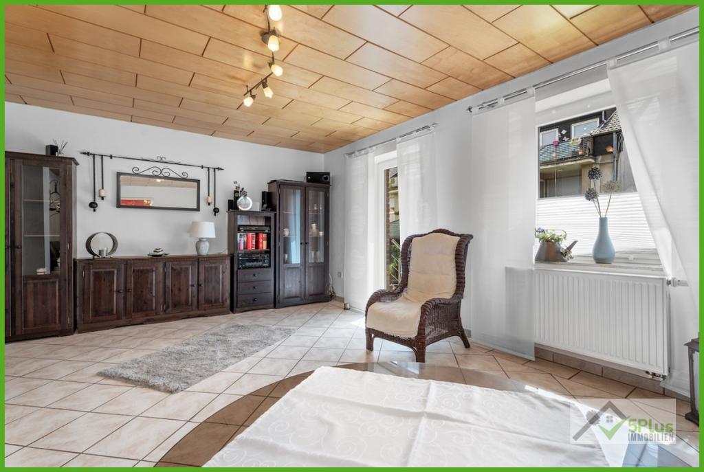 5Plus Immo Haus zum Kauf Aldenhoven Wohnzimmer