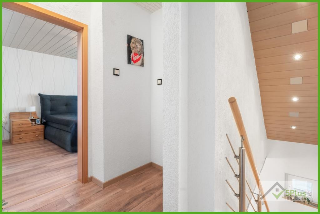 5Plus Immo Haus zum Kauf Aldenhoven Flur OG