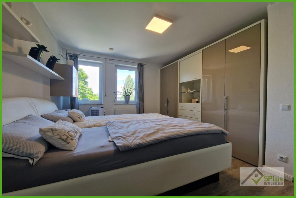 5Plus Immo Wohnung zur Miete Inden Schlafzimmer
