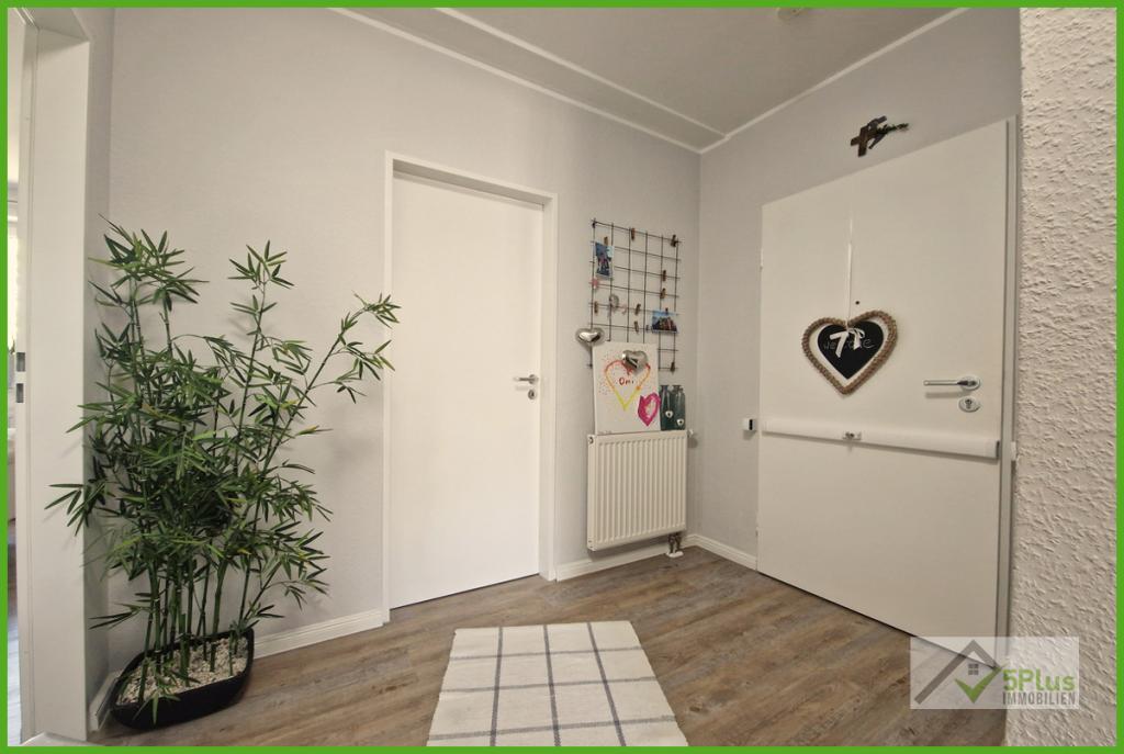 5Plus Immo Wohnung zur Miete Inden Diele