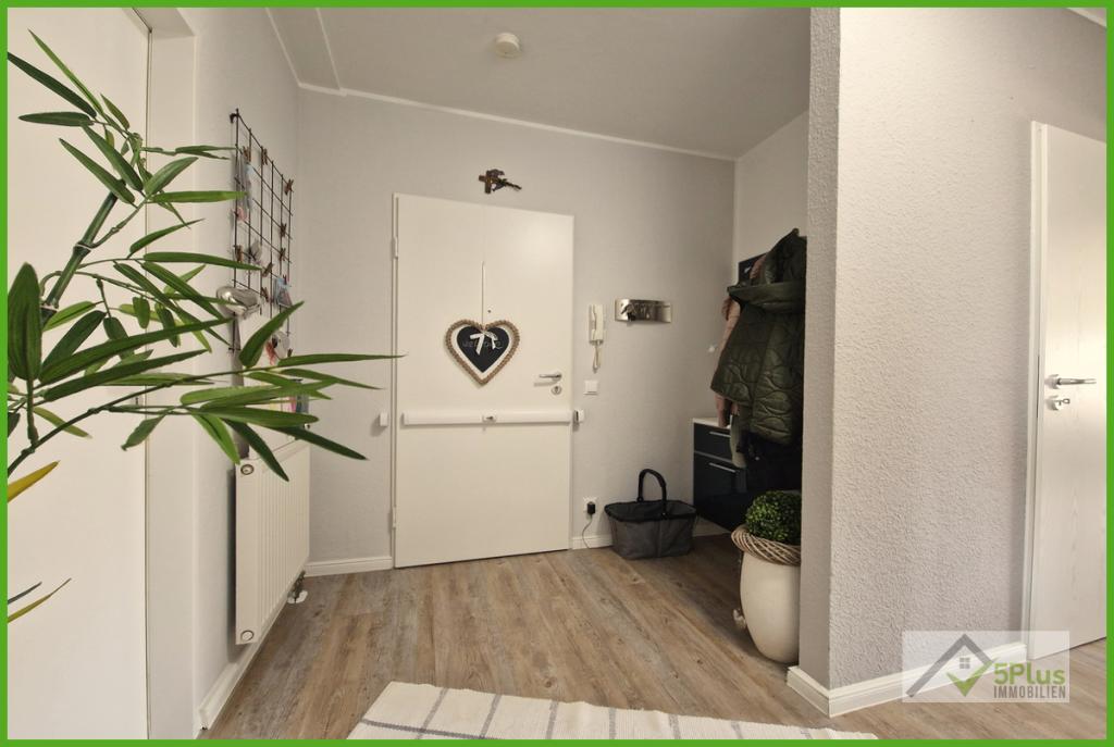 5Plus Immo Wohnung zur Miete Inden Diele