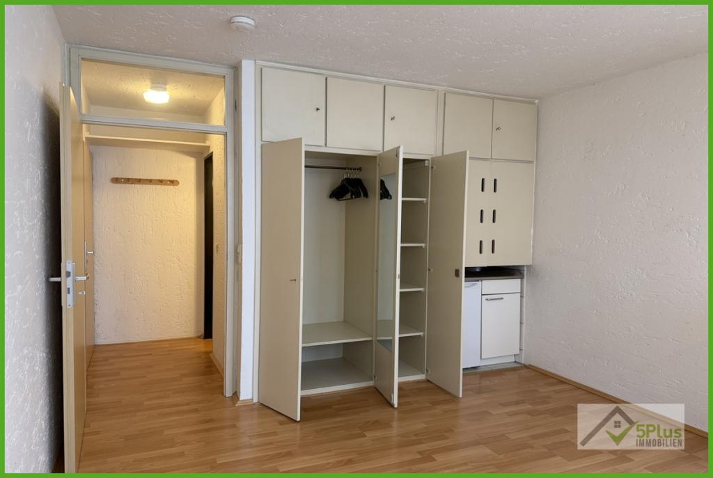 + 5PLUS + 1-ZIMMER-APPARTMENT MIT PANTRY-KÜCHE IM HERZEN VON AACHEN + - Foto 4