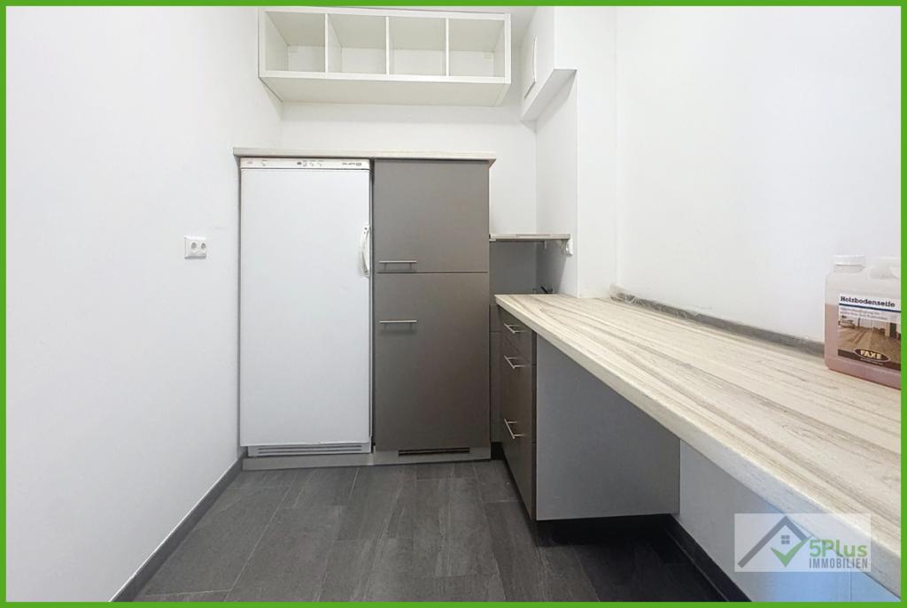 +5PLUS+ LEBST DU NOCH ODER WOHNST DU SCHON? PENTHOUSE WOHNUNG MIT DACHTERRASSE & EBK IN LANGERWEHE + - Foto 3
