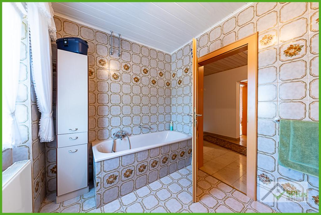 5Plus Immo Haus zum Kauf Inden/Altdorf Badezimmer OG