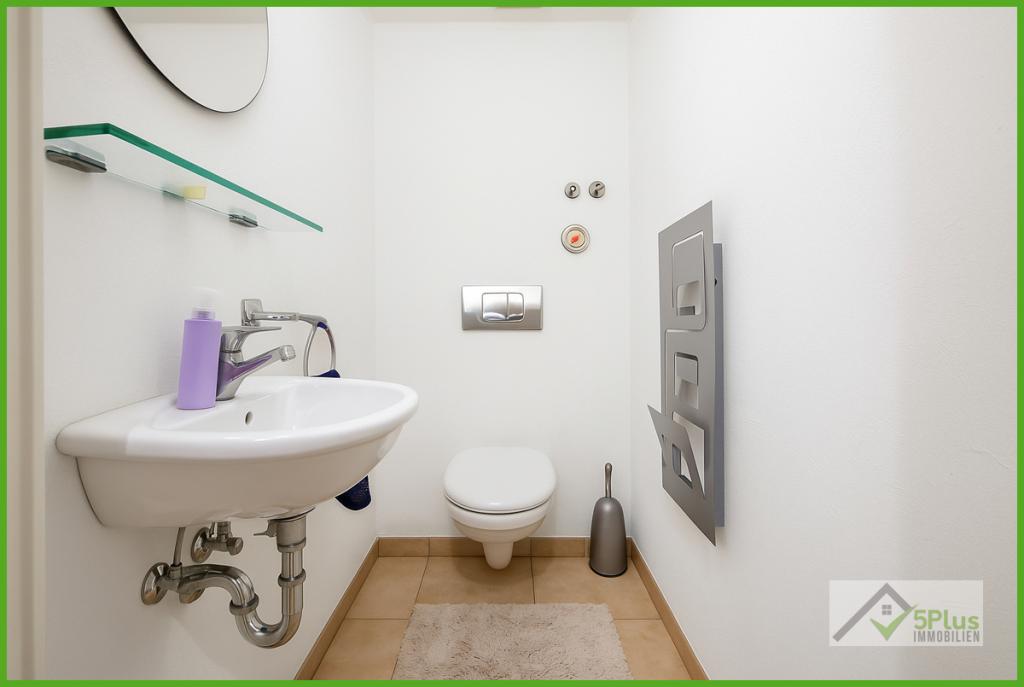 5Plus Immo Mietwohnung Köln Gäste WC