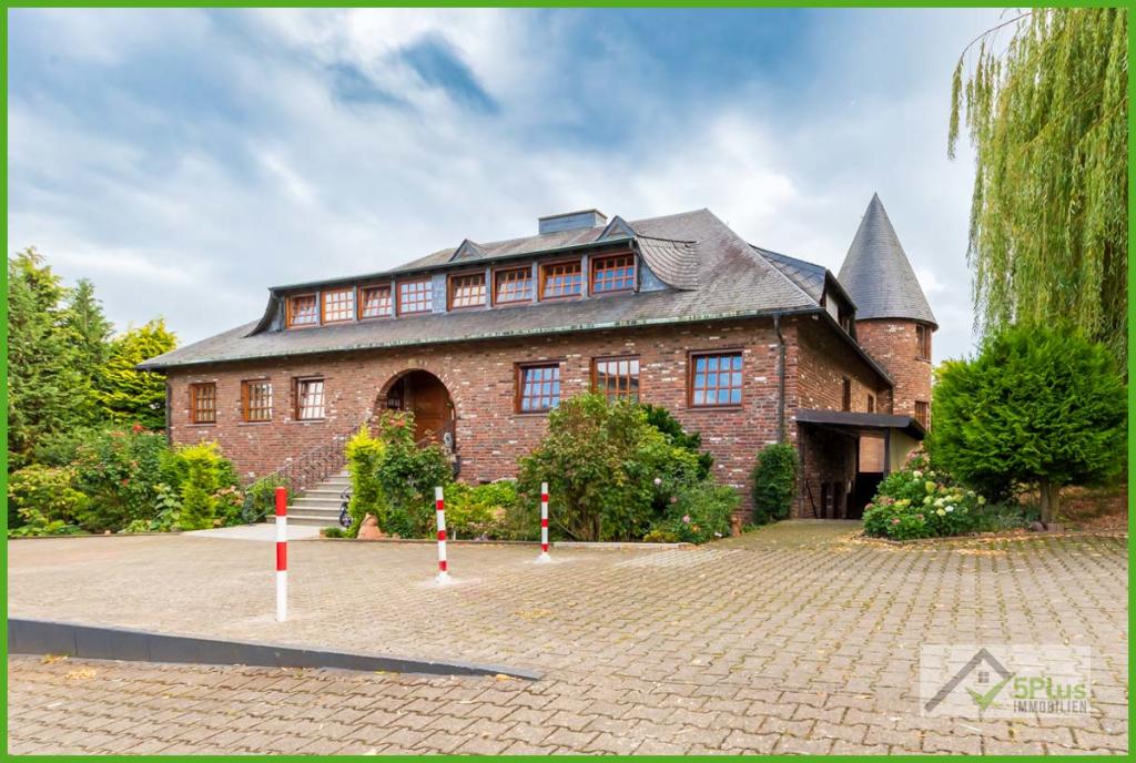 + 5PLUS + LEBEN AUF DEM LANDE IN ESCHWEILER + IDYLLISCHE DOPPELHAUSHÄLFTE FÜR DIE GANZE FAMILIE + - Foto 5