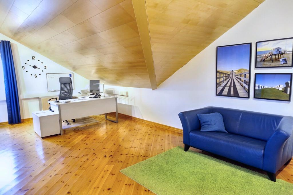 Gewerbefläche, DG - Arbeitszimmer