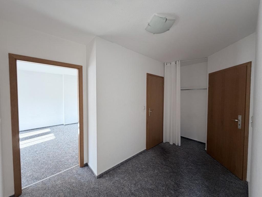Dachgeschosswohnung mit Einbauküche in Wernigerode! - Foto 5