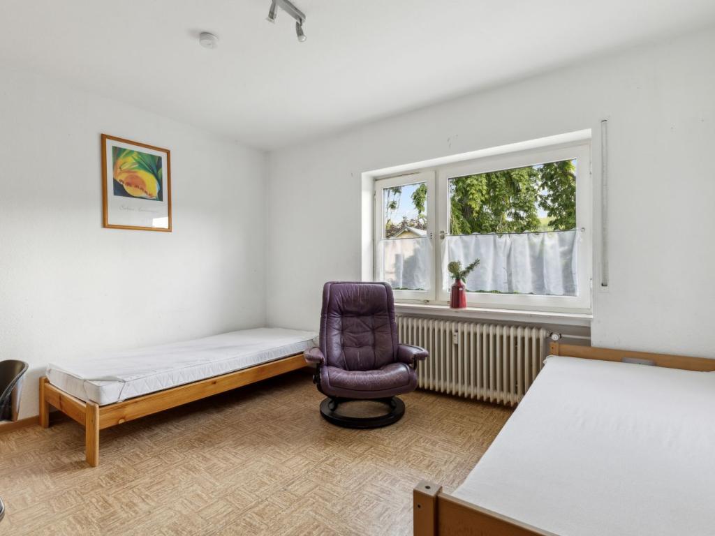 Zimmer 2 EG