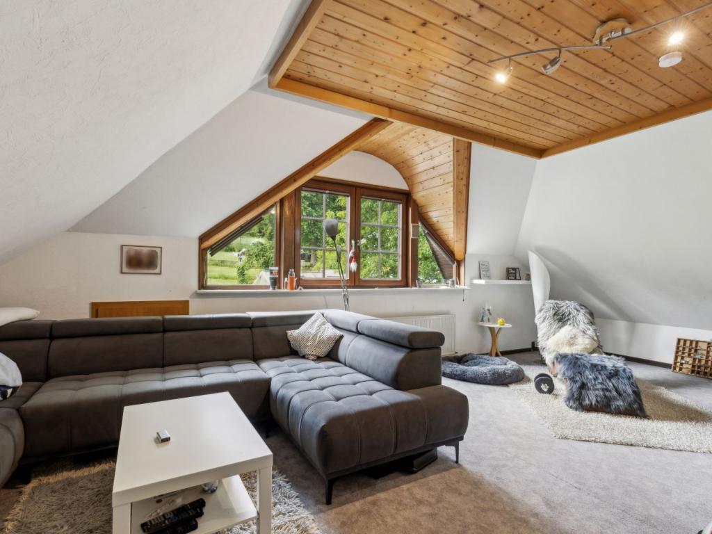 Wohnzimmer DG