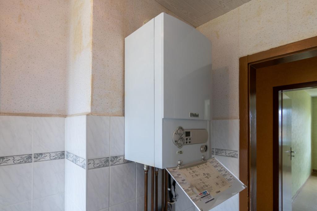 Gasetagenheizung  im Bad WE 07