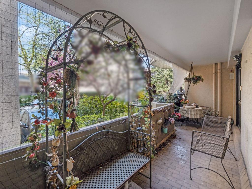 Loggia 1