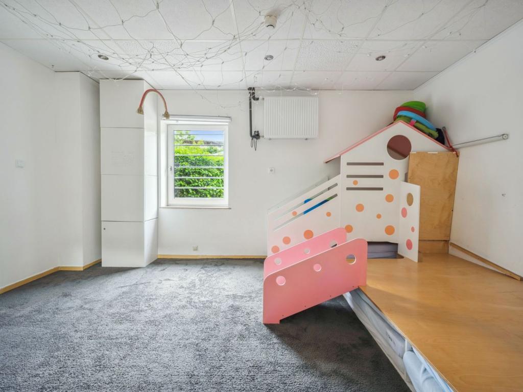 Spielzimmer Erdgeschoss III