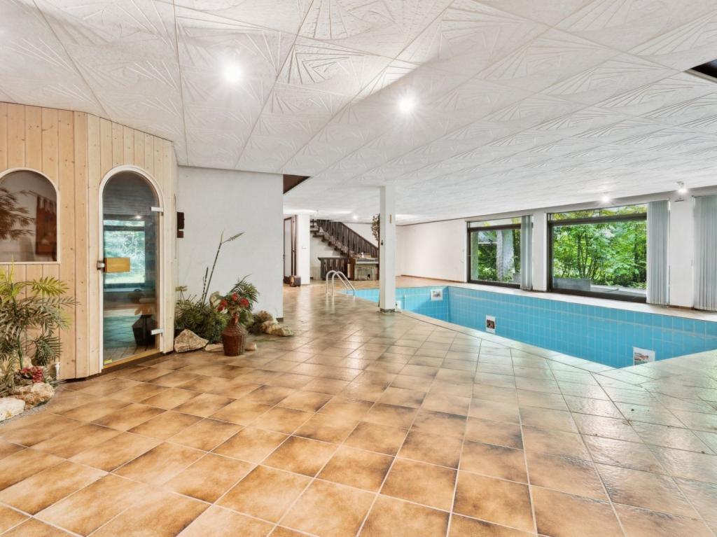 Sauna und Pool