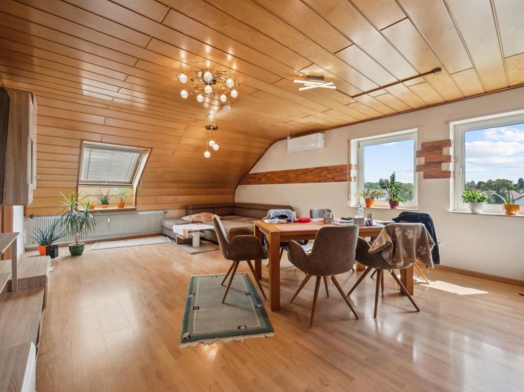 Wohnzimmer Ansicht 2 
