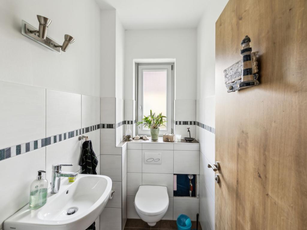 Gäste-WC Erdgeschoss